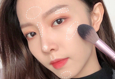 南寧化妝學(xué)校：學(xué)會(huì)修容高光，進(jìn)階臉 ??? 