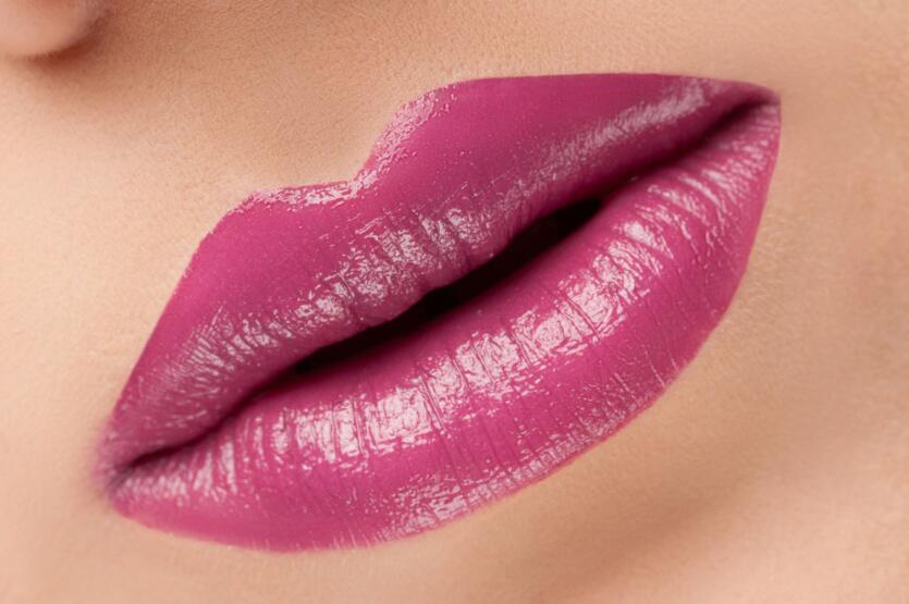 南寧紋繡學校：紋唇后出現(xiàn)的不良反應和治療方法