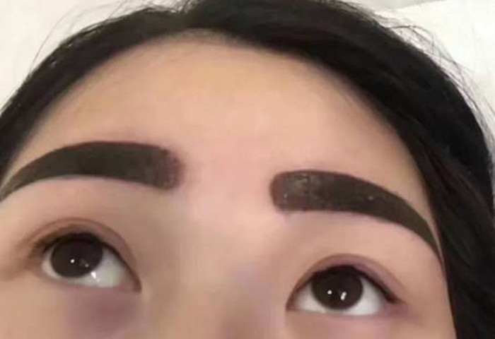 南寧紋繡學校：眉毛顏色太深怎么辦