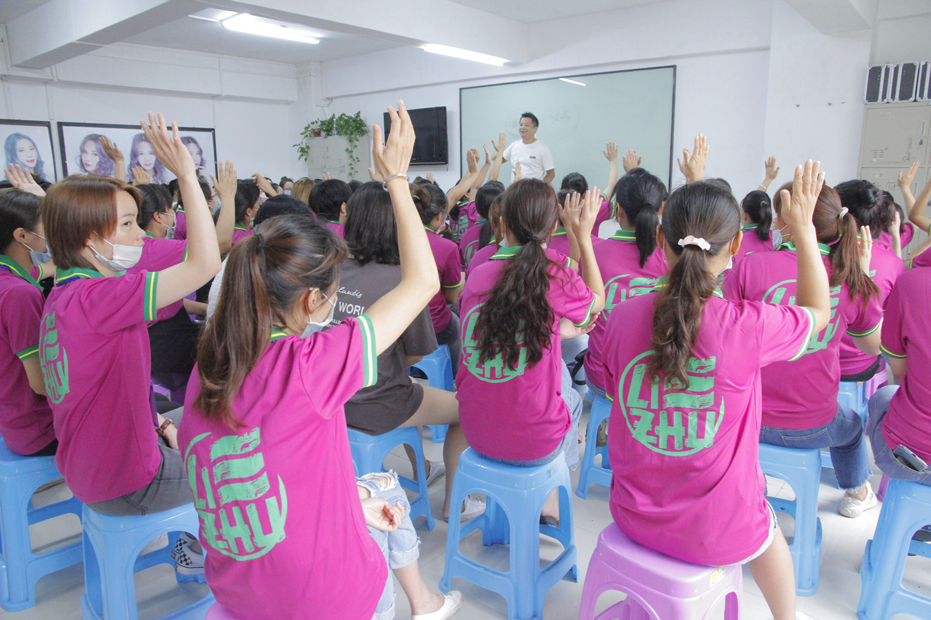 “就業(yè)難，難就業(yè)”這都不是問題