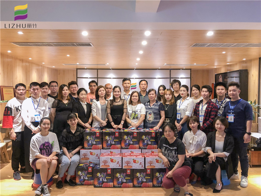 麗竹學校祝大家國慶中秋雙節(jié)快樂