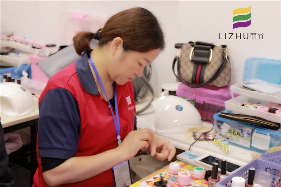 美甲學(xué)員感言：感謝認(rèn)識(shí)老師同學(xué)