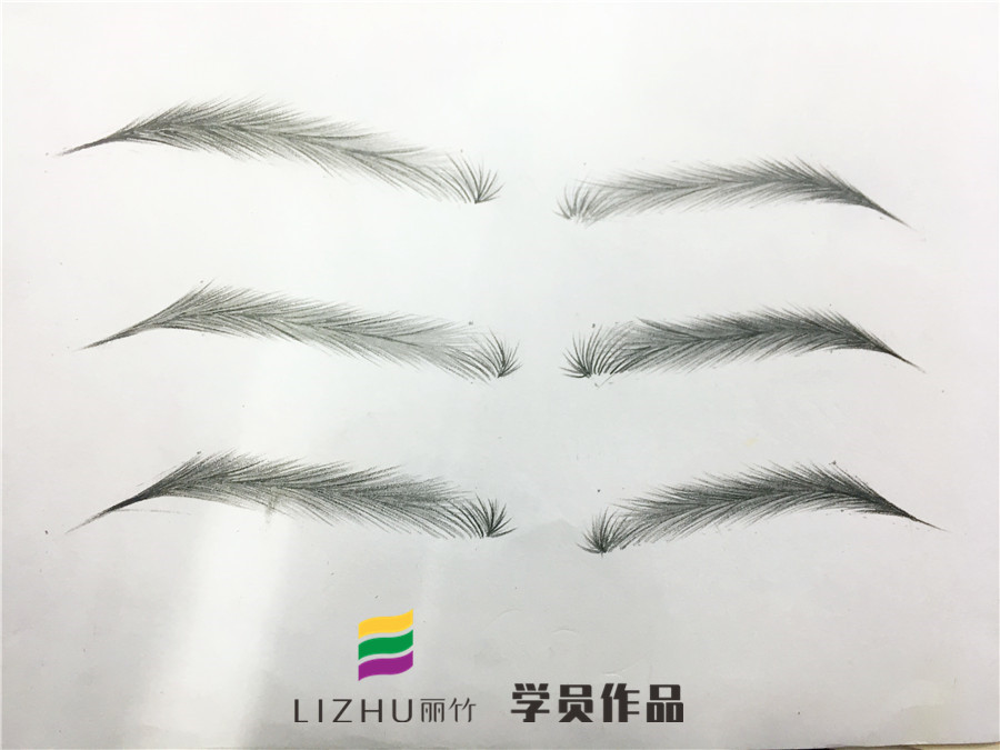 化妝新手如何畫眉？去廣西出名的彩妝培訓(xùn)看看