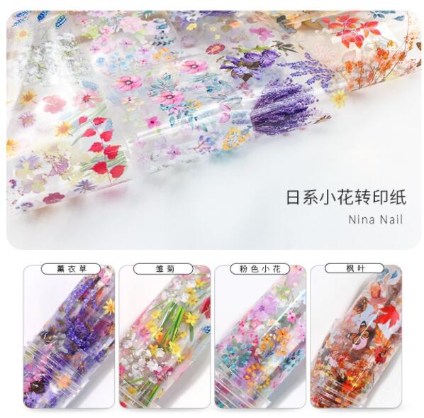 美甲轉(zhuǎn)印紙怎么操作？廣西南寧美甲學校手把手教你