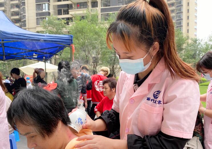 南寧專(zhuān)業(yè)美容學(xué)校學(xué)子感言：也許這就是所謂的“美容專(zhuān)業(yè)”