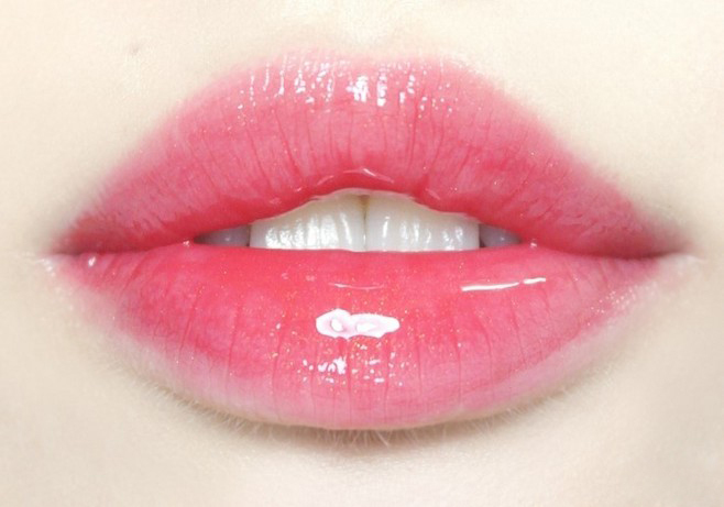 唇彩和口紅的區(qū)別是如何