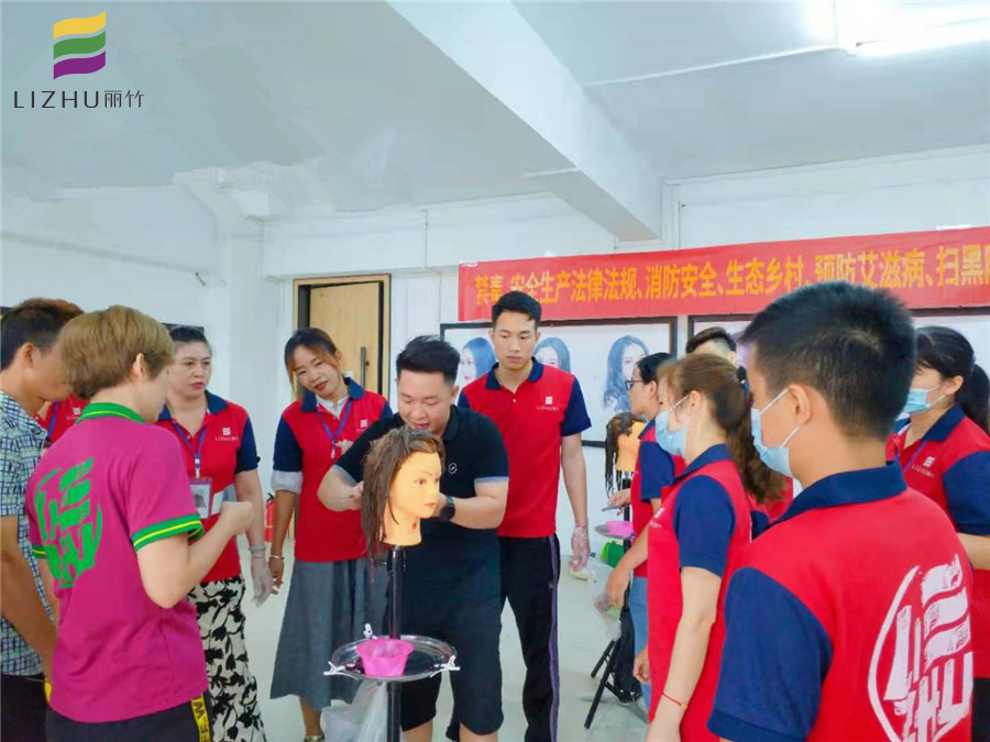 南寧專業(yè)的美發(fā)學(xué)校有哪些？來麗竹學(xué)?？纯?>
								
								<span id=