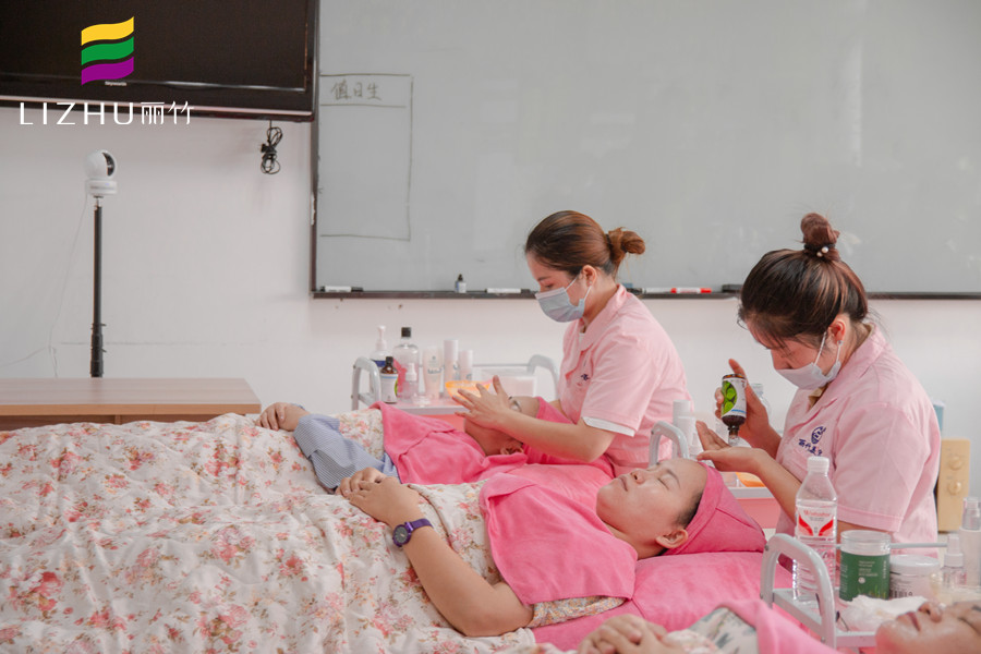 立秋養(yǎng)生注意事項，南寧學(xué)美容的學(xué)校分享