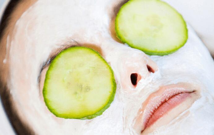 男士敷面膜的注意事項(xiàng)？廣西師資強(qiáng)的美容學(xué)?？偨Y(jié)好了