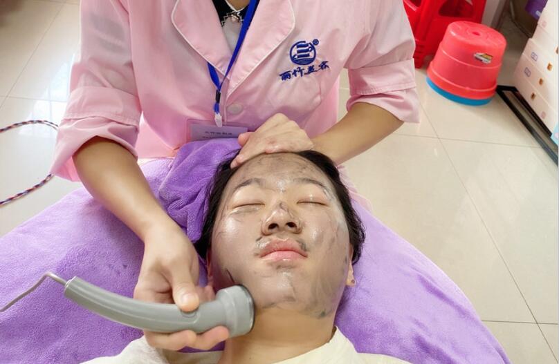 超聲波面部排毒的好處，南寧學美容的機構告訴你