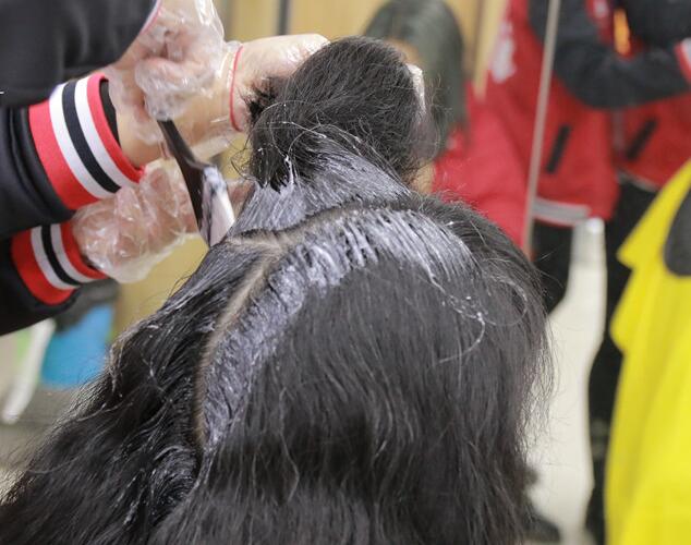 染發(fā)后如何保持發(fā)色持久？南寧學(xué)美發(fā)的學(xué)校幫你支招