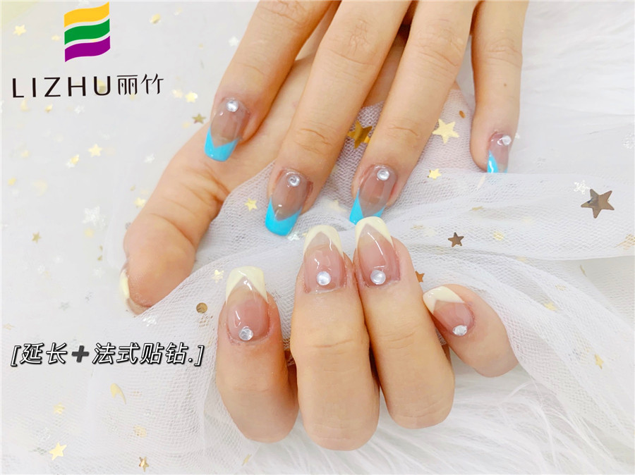 學延長甲教程，感受廣西學美甲哪家專業(yè)？