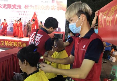 你合適剪短發(fā)嗎？廣西專業(yè)美發(fā)學(xué)校教你判斷