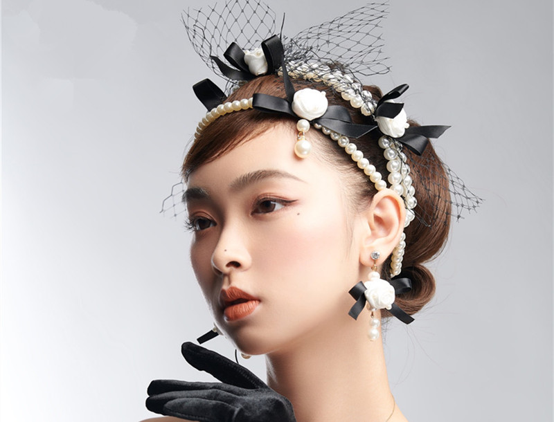 復(fù)古時(shí)尚新娘造型，實(shí)力證明南寧哪家化妝學(xué)校比較熱門