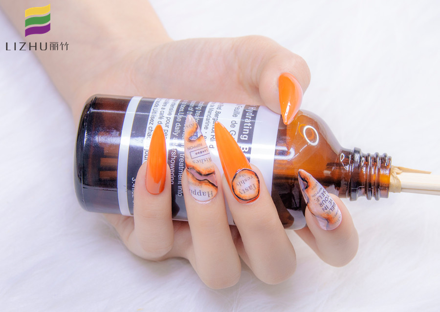 尖形指甲適合什么人？廣西美甲學校分享