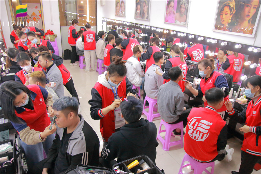 男士妝容的化妝技巧，南寧彩妝培訓(xùn)分享