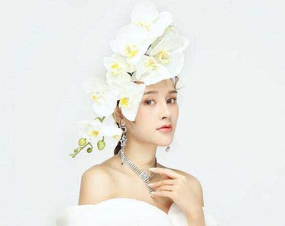 鮮花在彩妝中的重要性 ，南寧化妝培訓(xùn)分享