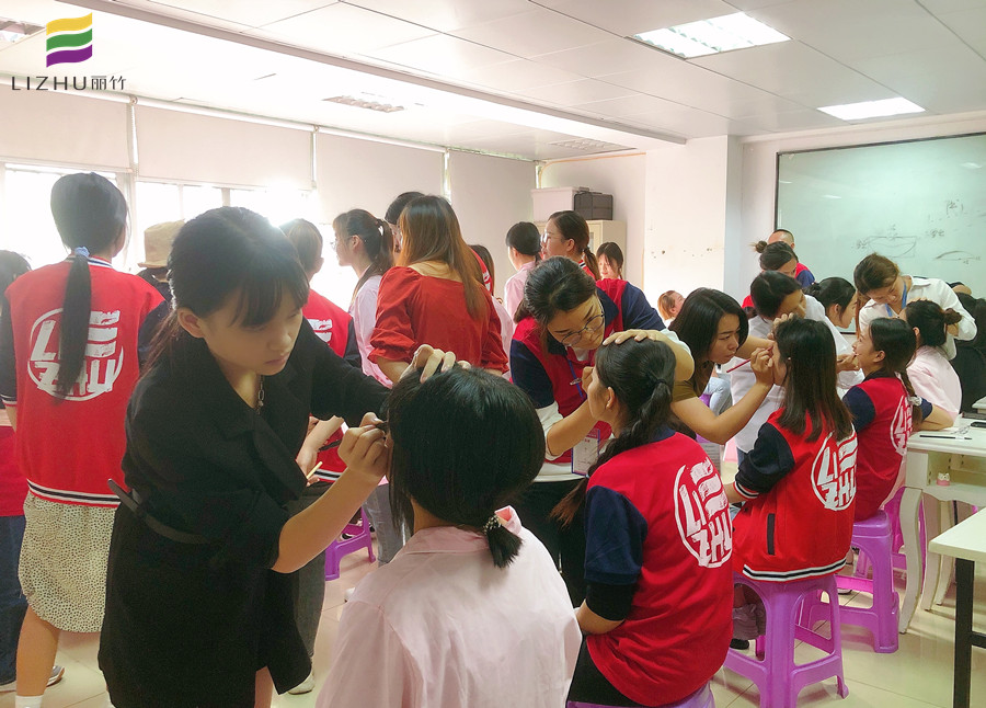 1646103593101760.jpg 6b509b9ed71f73af184ccf07cc607e99.jpg