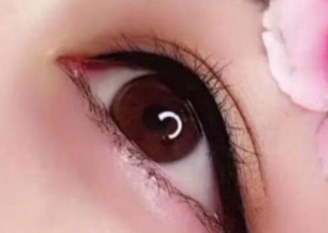 美瞳線需要紋小尾巴嗎？南寧紋繡專業(yè)學(xué)校課程