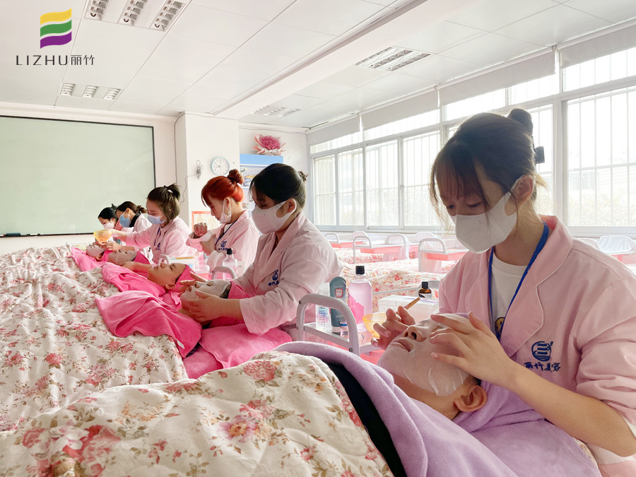 廣西美容面部護(hù)理：面部撥筋后要敷面膜嗎？