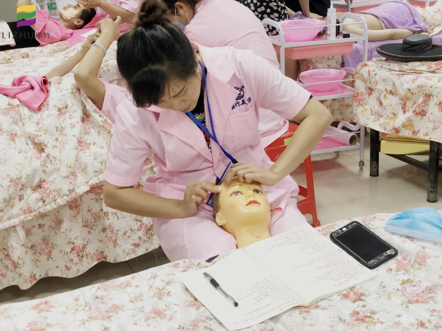 面部穴位認(rèn)識(shí) ，南寧美容基礎(chǔ)學(xué)習(xí)