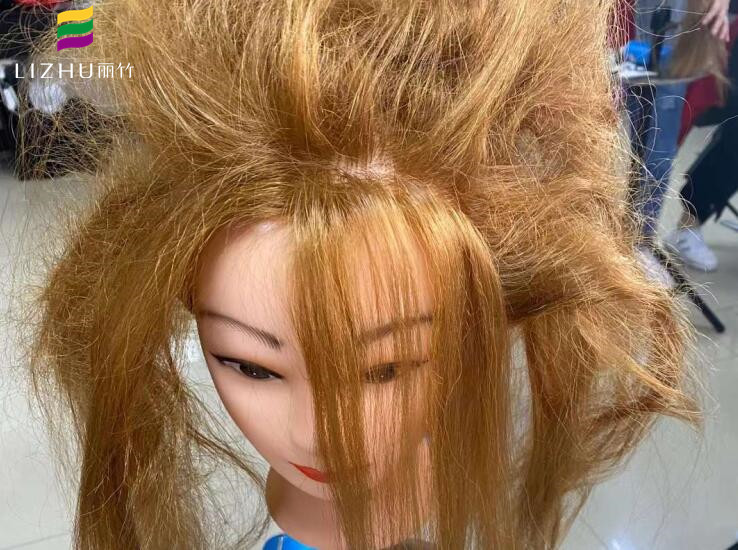 發(fā)干枯毛躁該怎么處理？廣西美發(fā)教基礎(chǔ)教學(xué)