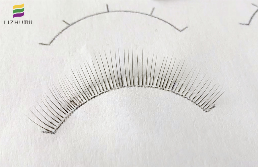 美睫練習(xí)方法多樣化，南寧美睫紋繡學(xué)校為你推薦