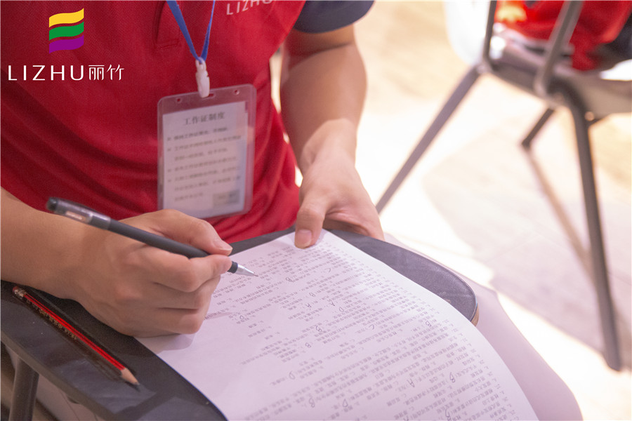 南寧美發(fā)職業(yè)培訓(xùn)學(xué)校考核：升班理論考試