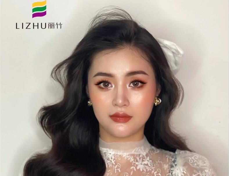 泰式新娘造型，展現(xiàn)另類(lèi)風(fēng)情妝容