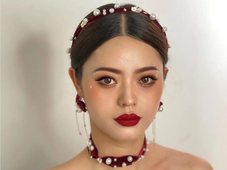輕復(fù)古風(fēng)系列造型，南寧零基礎(chǔ)學(xué)化妝學(xué)員作品