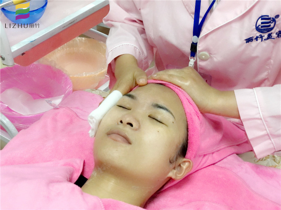 面部清潔教學，廣西美容皮膚管理培訓內容