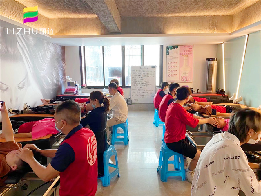 做頭療的好處，快來(lái)廣西頭療養(yǎng)發(fā)培訓(xùn)班學(xué)習(xí)