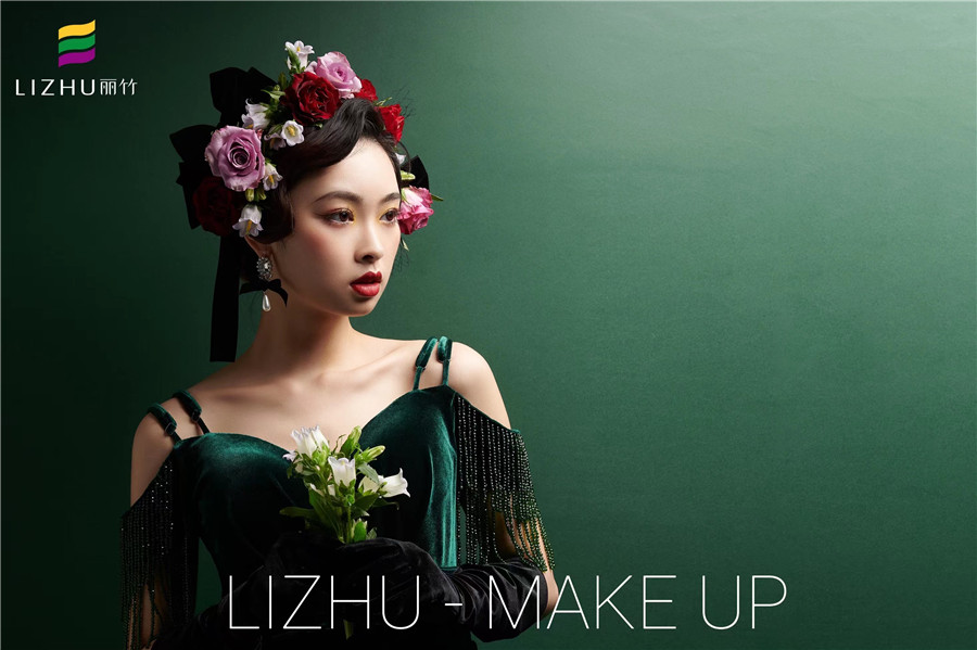 復(fù)古鮮花新娘造型，廣西彩妝學(xué)校十大品牌作品