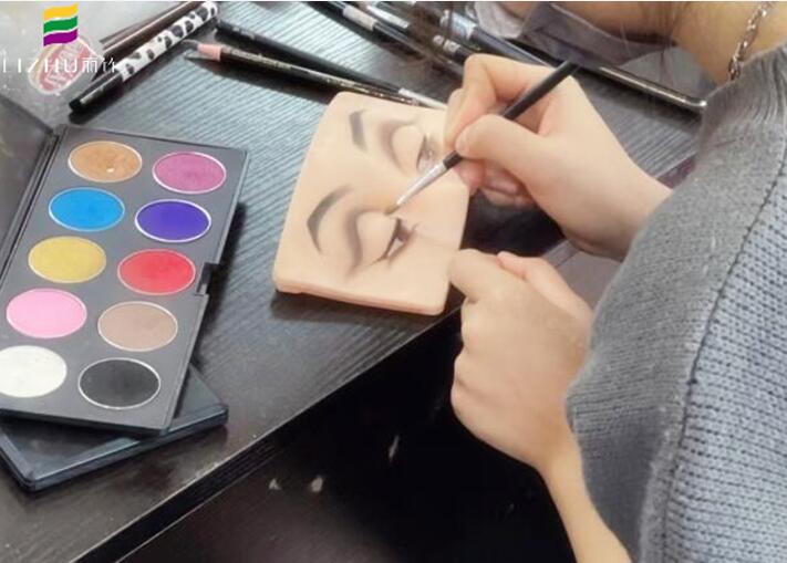 仿皮畫眼妝，南寧化妝學校眼妝教程