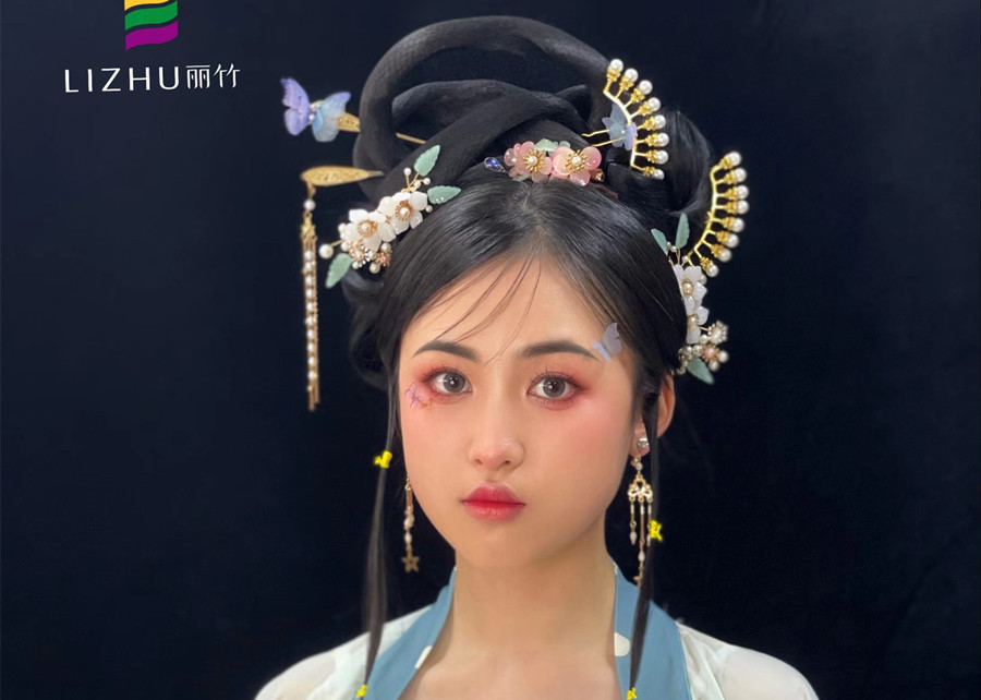 古代漢服造型，展現(xiàn)南寧有實(shí)力的彩妝學(xué)校