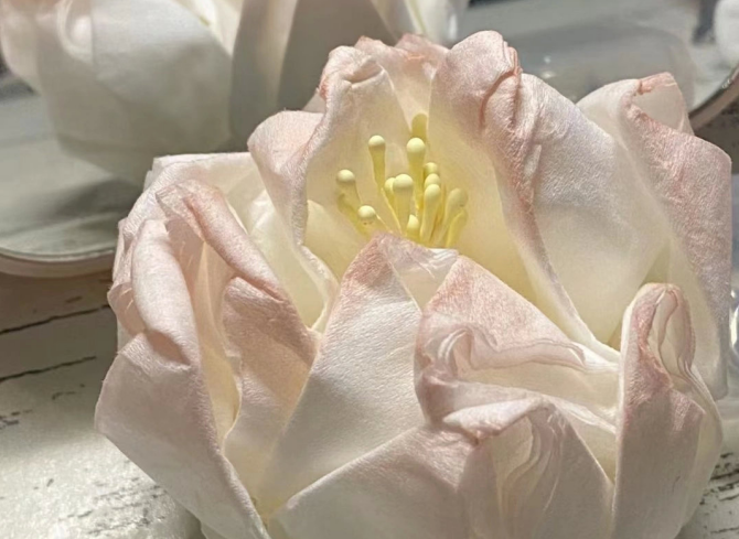 玫瑰花折紙教程，南寧花藝師培訓(xùn)學(xué)校分享