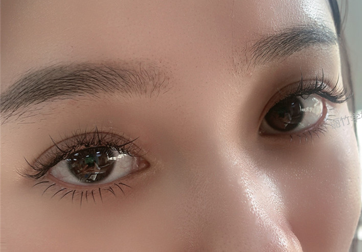 美睫真人實(shí)操，廣西美甲美睫學(xué)校教學(xué)實(shí)況