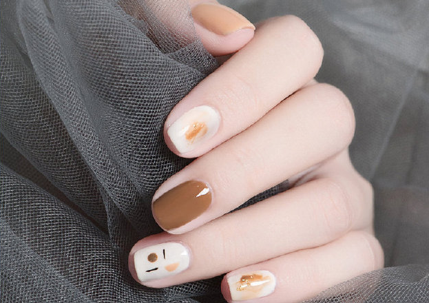 初秋顯白美甲推薦，廣西時尚美甲培訓學校整理