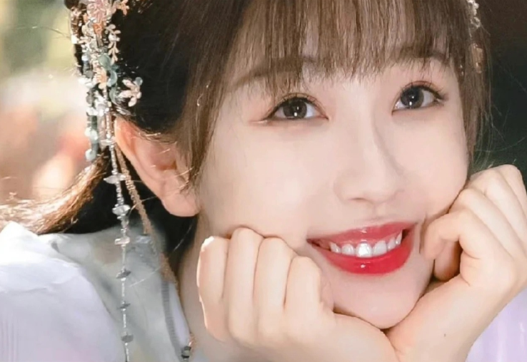 《蒼蘭訣》小蘭花眼妝教程，化妝新手也能擁有