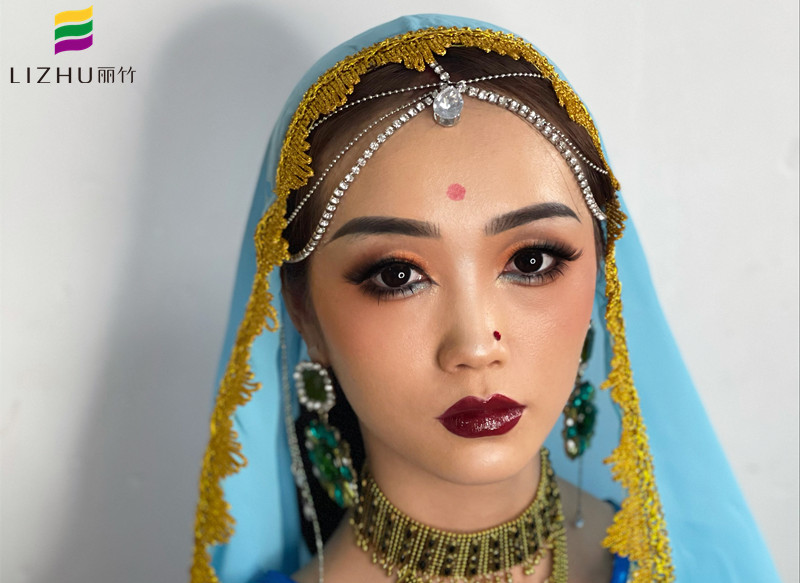 印度舞娘造型 ，性感撫媚又妖嬈