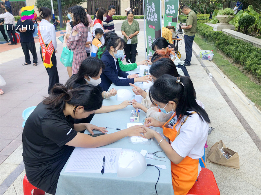 南寧美甲公益活動(dòng)外出實(shí)踐，收獲好評(píng)