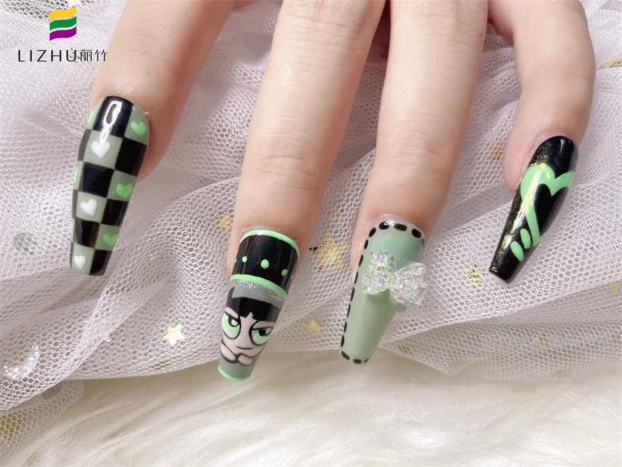 卡通棋盤格美甲，南寧美甲學校實訓作品