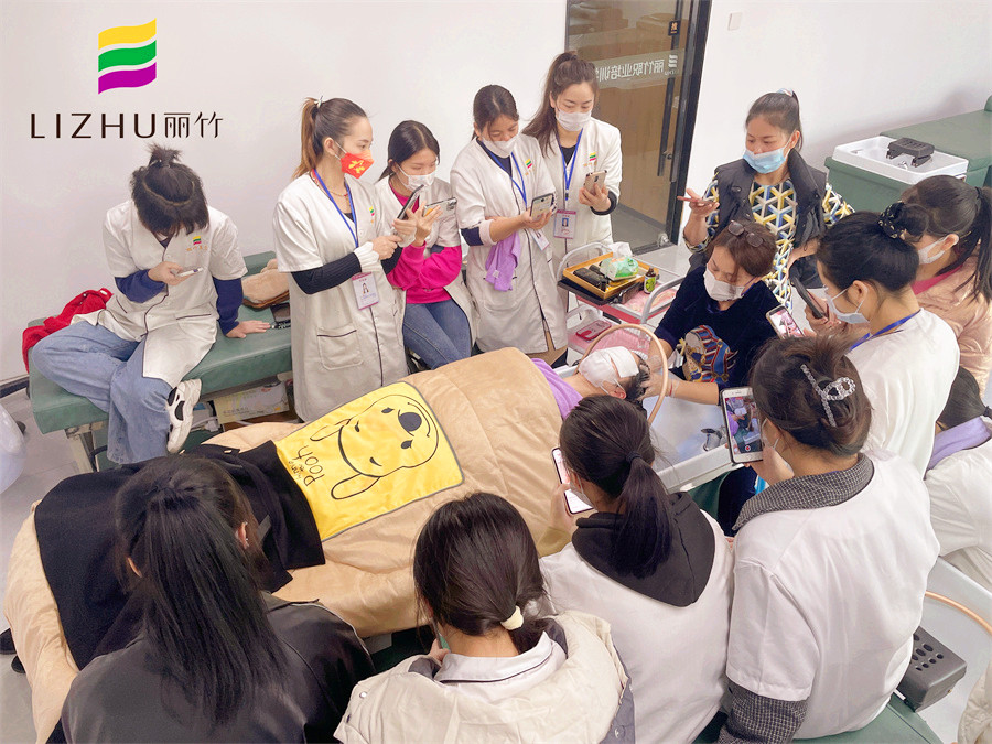 南寧養(yǎng)生頭療洗護課程 ，麗竹學校美容專業(yè)內(nèi)容