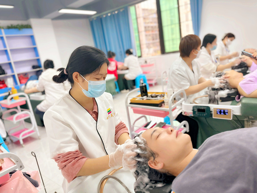 頭療過后的注意事項，廣西頭療職業(yè)學(xué)校總結(jié)