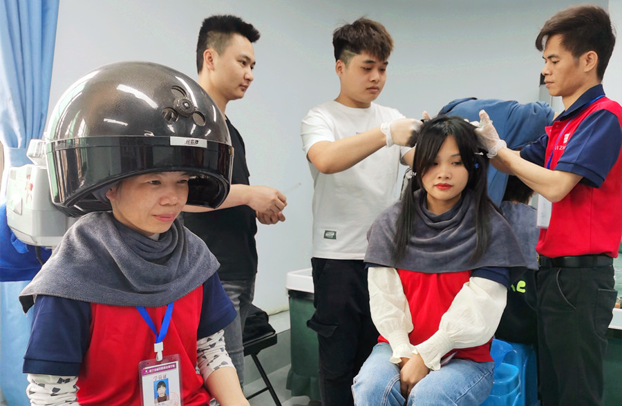 美發(fā)焗油的好處，南寧美發(fā)管理學(xué)校講解