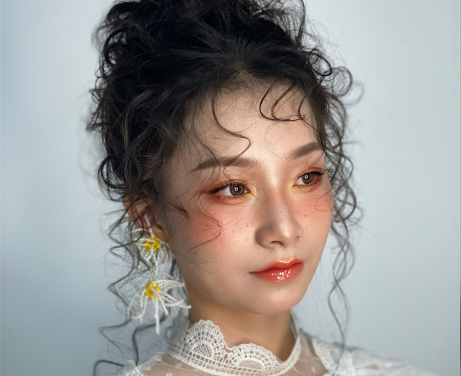 日系風尚新娘，廣西新娘造型彩妝學校作品