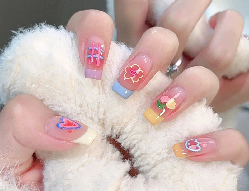 夏日氣質(zhì)少女美甲，南寧美甲培訓(xùn)