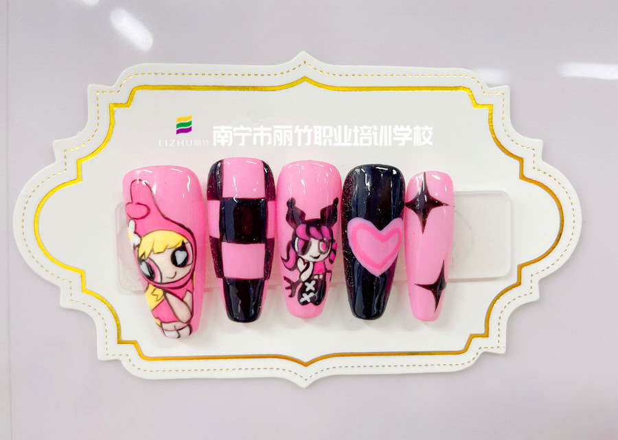 廣西美甲教學(xué)課件---美甲掉漆怎么辦？