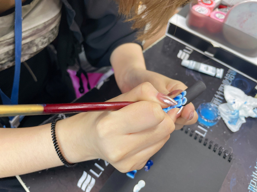 美甲排筆彩繪技巧，廣西美甲培訓