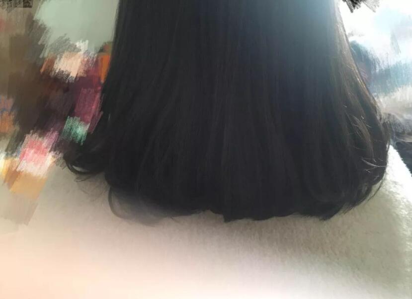 廣西燙發(fā)專業(yè)課程：怎么用卷發(fā)器做內(nèi)扣發(fā)型？